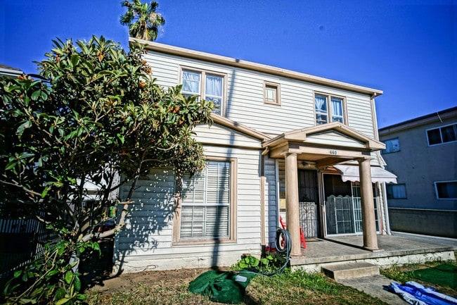 660 N Normandie Ave, Los Angeles, CA 90004 – Closed