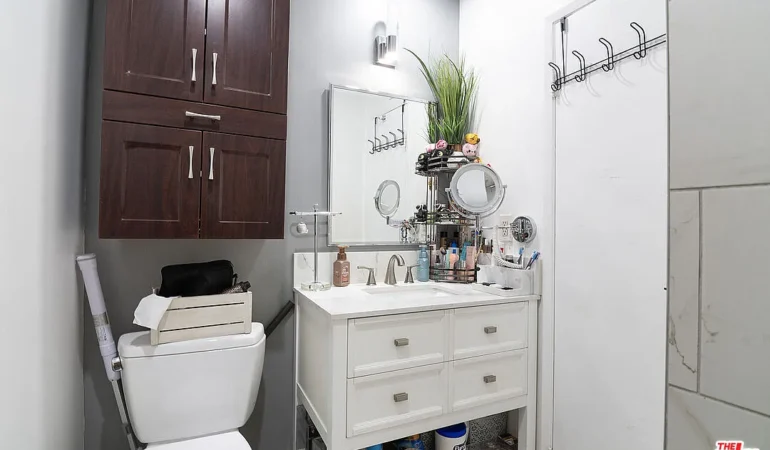 333 S Serrano Ave, Los Angeles, CA, 90020 – In Escrow